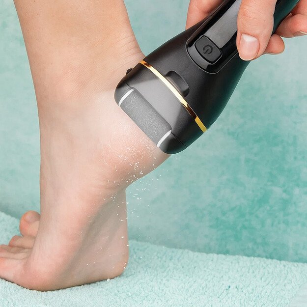 Elektrinis pėdų šveitiklis kulno dildė ir priežiūros rinkinys 1 Elektrinis pėdų šveitiklis kulno dildė ir priežiūros rinkinys 1